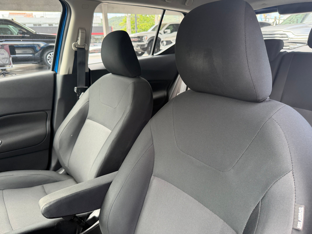 2023 Nissan Kicks S