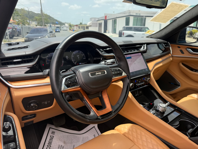 2023 Jeep Grand Cherokee Summit