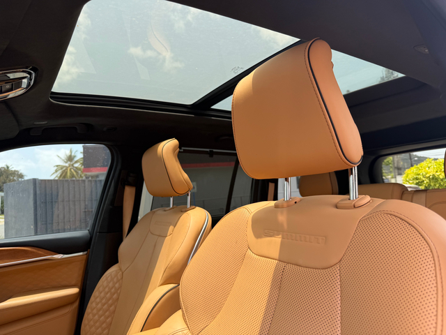 2023 Jeep Grand Cherokee Summit
