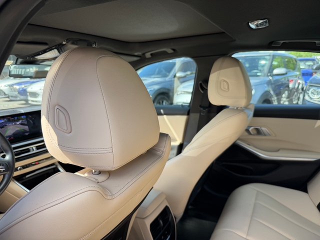 2023 BMW 3 Series 330i