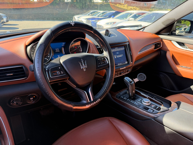 2019 Maserati Levante Q4