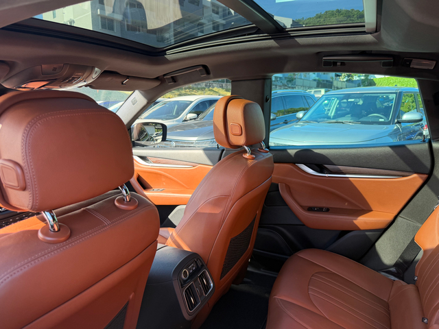 2019 Maserati Levante Q4