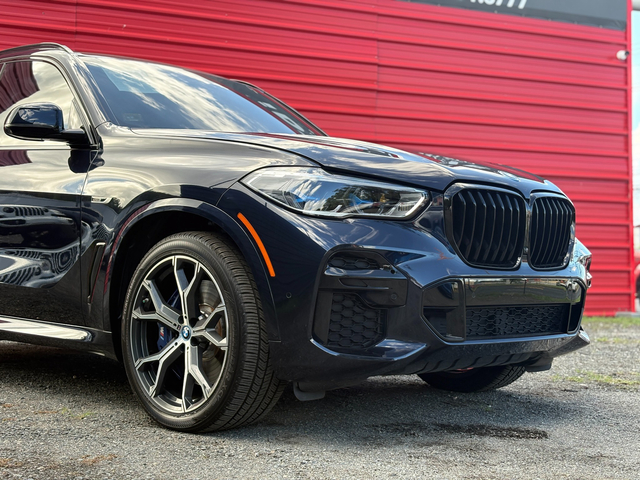 2023 BMW X5 xDrive45e