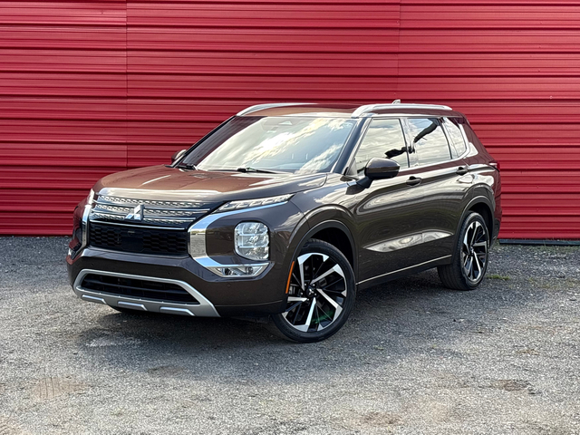 2023 Mitsubishi Outlander SEL
