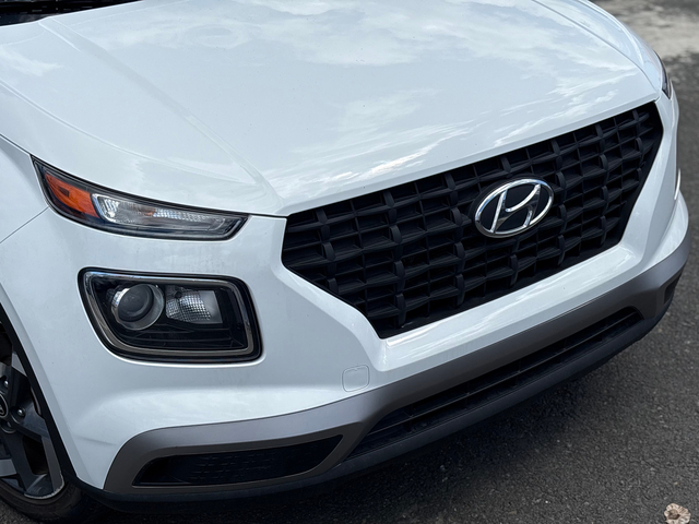 2024 Hyundai Venue SE