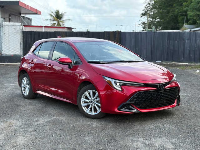 2024 Toyota Corolla Hatchback SE