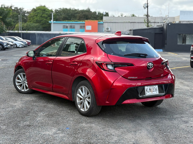 2024 Toyota Corolla Hatchback SE