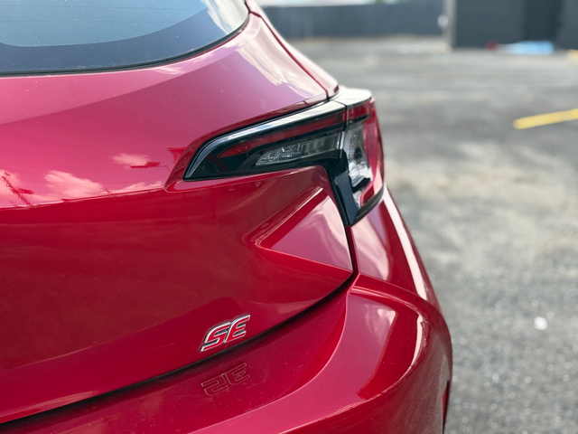2024 Toyota Corolla Hatchback SE