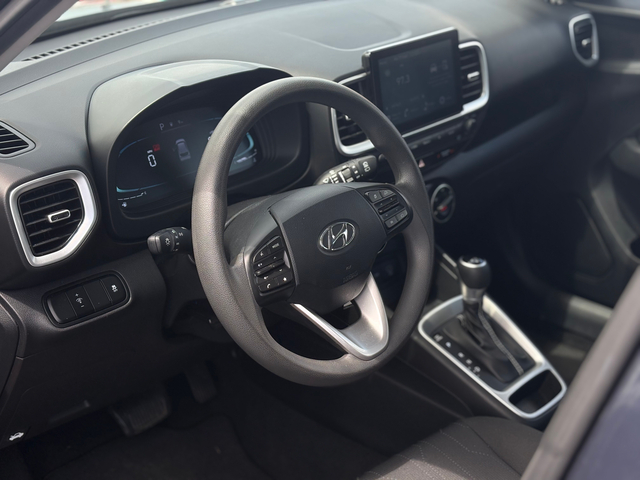 2023 Hyundai Venue SE