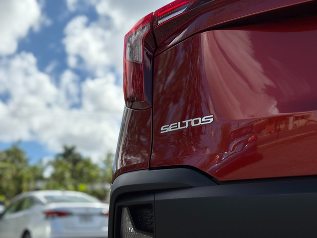 2025 Kia Seltos LX
