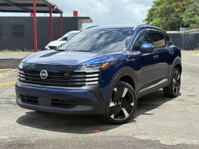 2025 Nissan Kicks SR