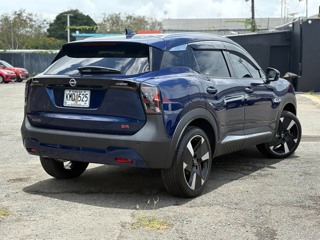 2025 Nissan Kicks SR