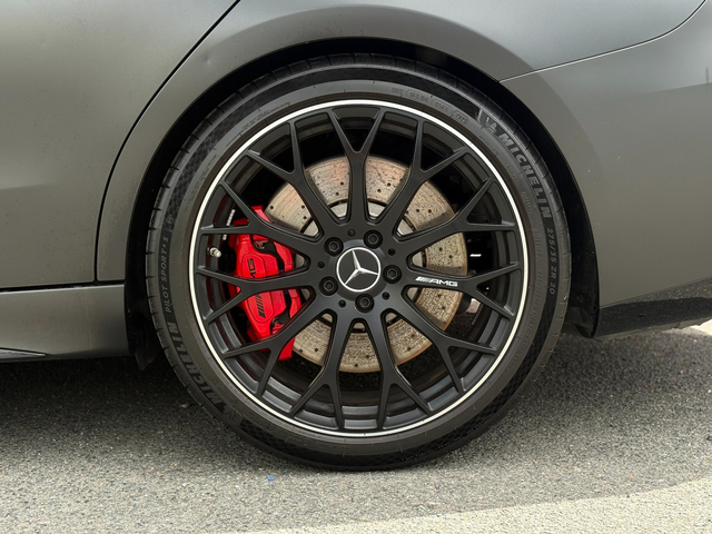 2024 Mercedes-Benz C-Class AMG C 63 S E Performance