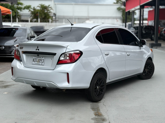 2023 Mitsubishi Mirage G4 SE