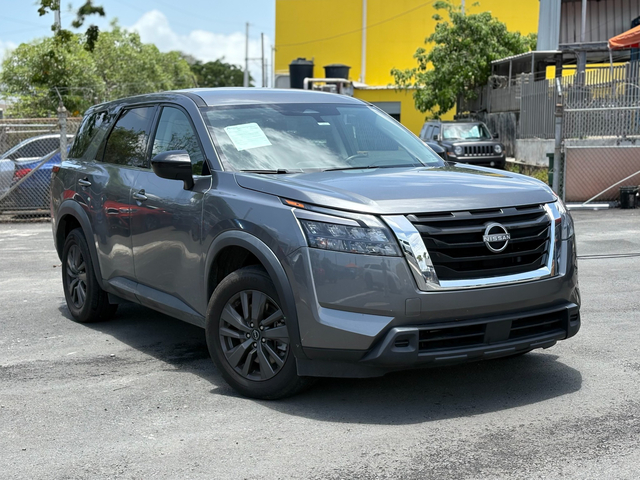 2023 Nissan Pathfinder S