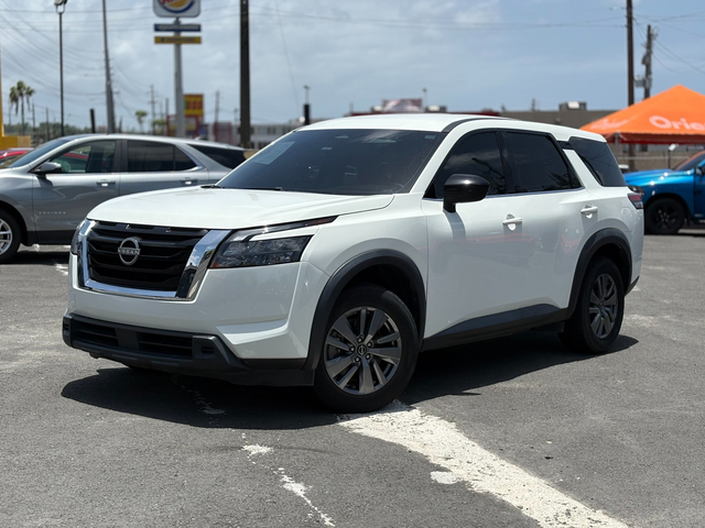 2023 Nissan Pathfinder S