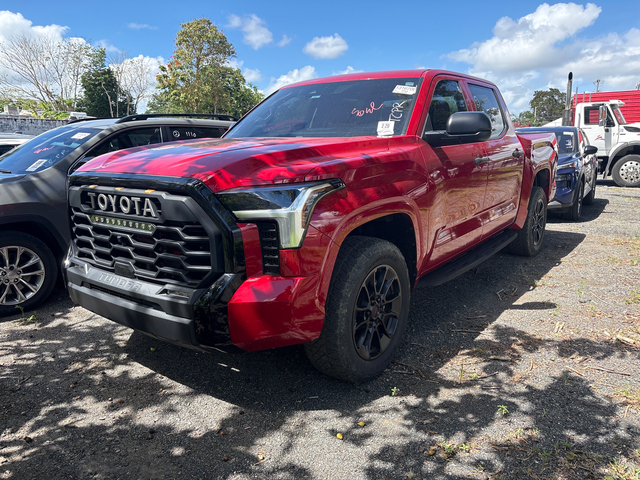 2024 Toyota Tundra 4WD SR