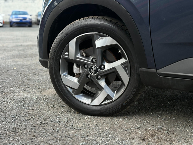 2024 Hyundai Venue SE