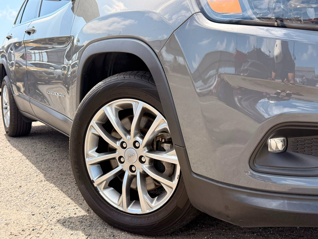 2022 Jeep Cherokee Latitude Lux
