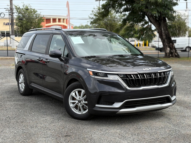 2022 Kia Carnival LX