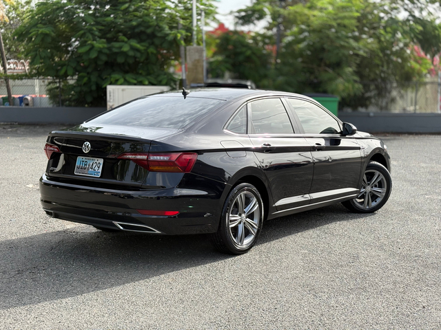2019 Volkswagen Jetta R line
