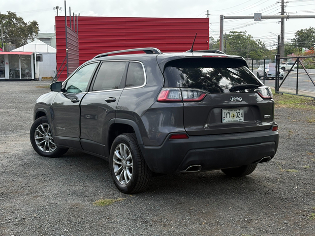 2022 Jeep Cherokee Latitude Lux
