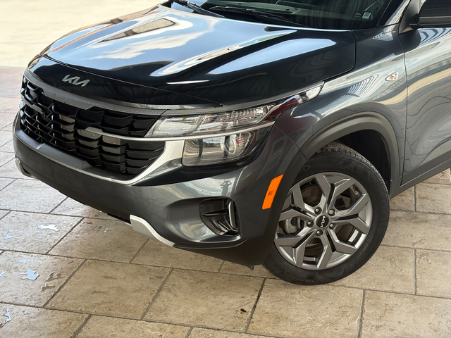 2025 Kia Seltos LX