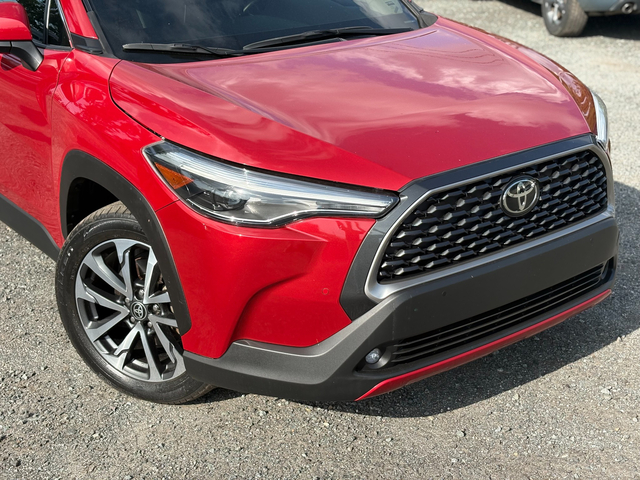 2022 Toyota Corolla Cross XLE