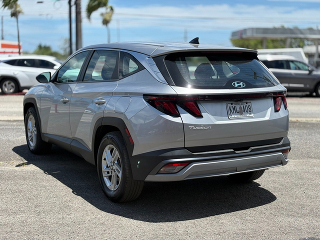 2025 Hyundai Tucson SE