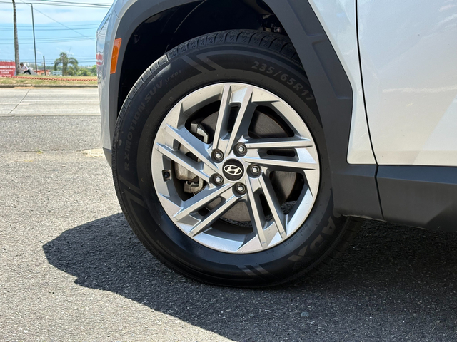 2025 Hyundai Tucson SE