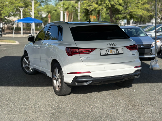 2021 Audi Q3 S line Premium
