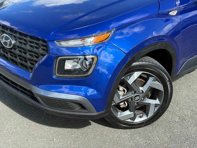 2025 Hyundai Venue SE