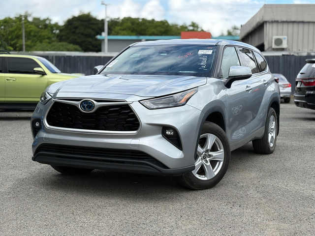 2022 Toyota Highlander Hybrid LE