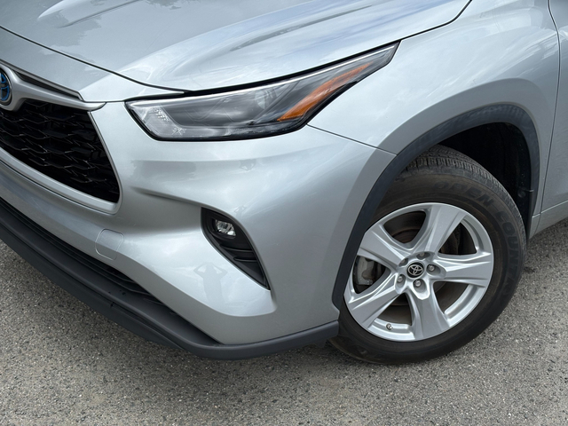 2022 Toyota Highlander Hybrid LE