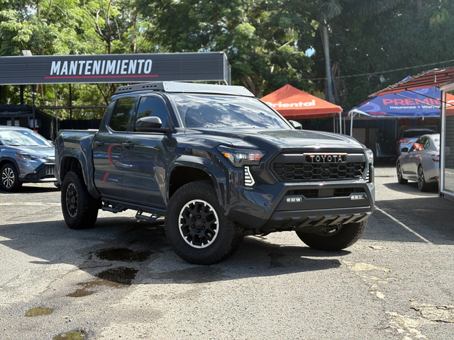 2024 Toyota Tacoma 4WD SR