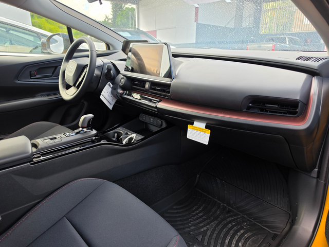 2025 Toyota Prius Plug-In Hybrid SEDAN