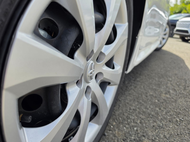 2026 Toyota Corolla LE CVT L4