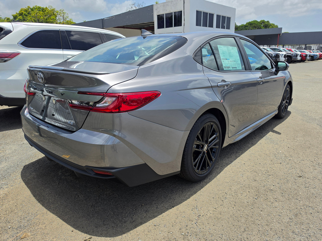 2026 Toyota Camry SE HYBRID SEDAN