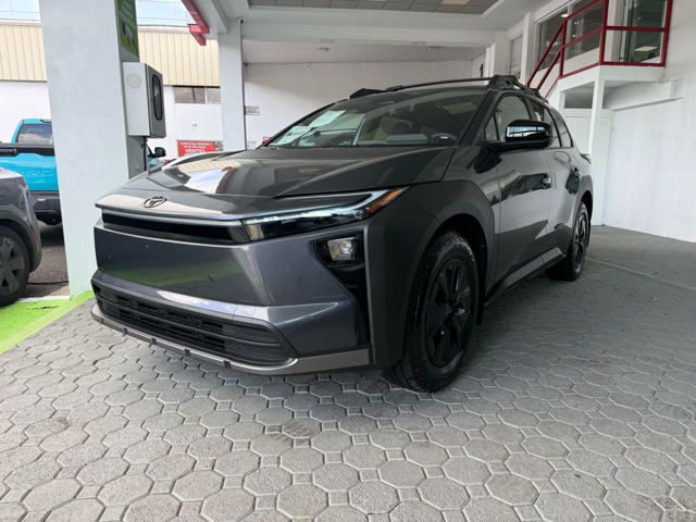 2026 Toyota bZ Woodland PREMIUM