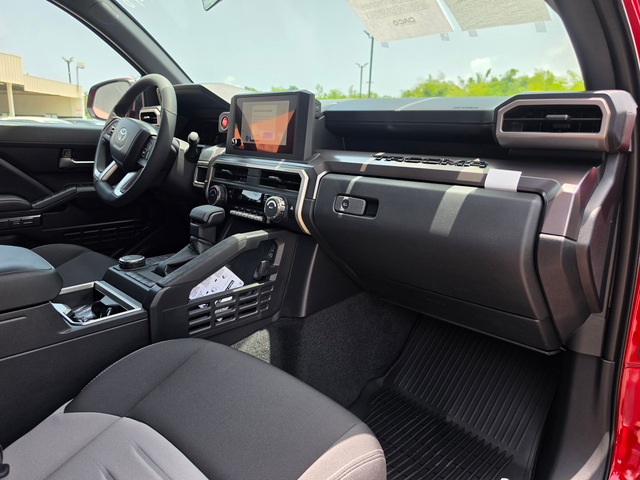 2026 Toyota Tacoma 2WD 4X2 D CAB SR5
