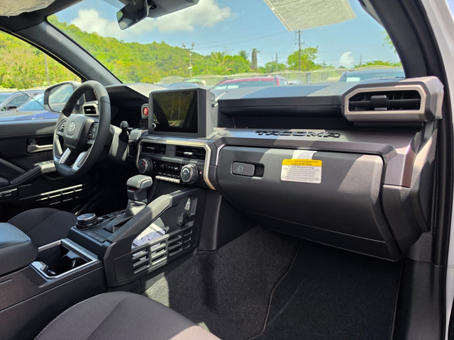 2026 Toyota Tacoma 2WD 4X2 D CAB SR5
