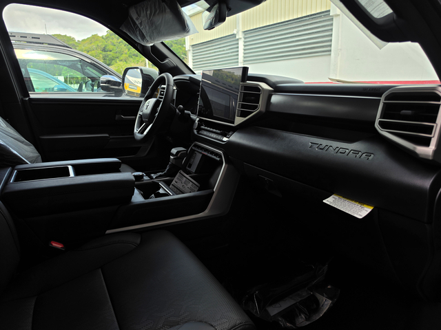 2025 Toyota Tundra 4WD 4WD TRD SPORT
