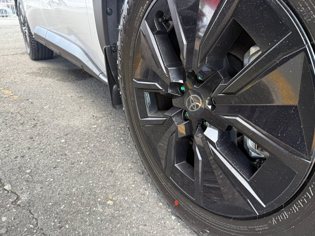 2026 Toyota bZ Woodland PREMIUM