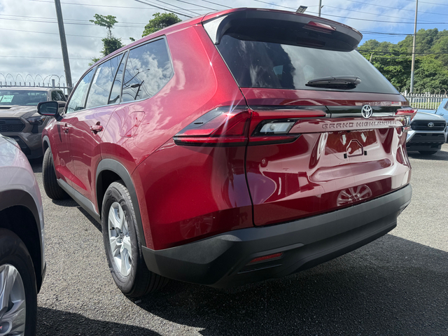 2026 Toyota Grand Highlander 2WD WAGON LE