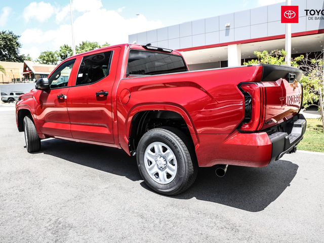 Toyota Tundra SR (Emotional Red)