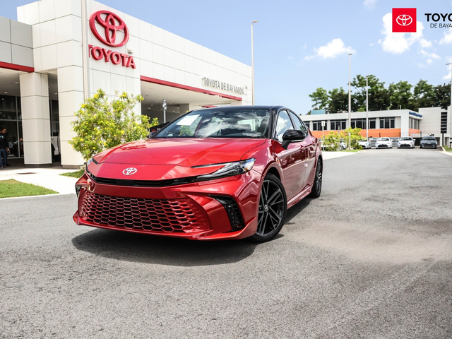 Toyota Camry XSE (Red)