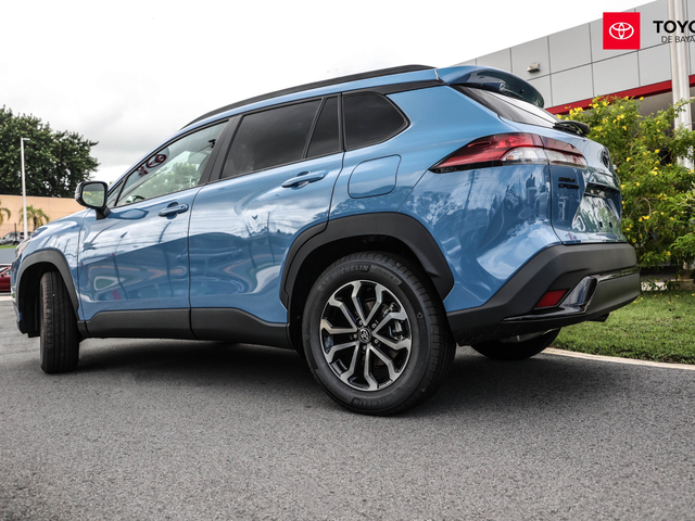 Toyota Corolla Cross SE Hybrid (Grayish Blue)