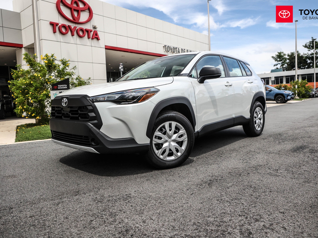 Toyota Corolla Cross L (Platinum White)