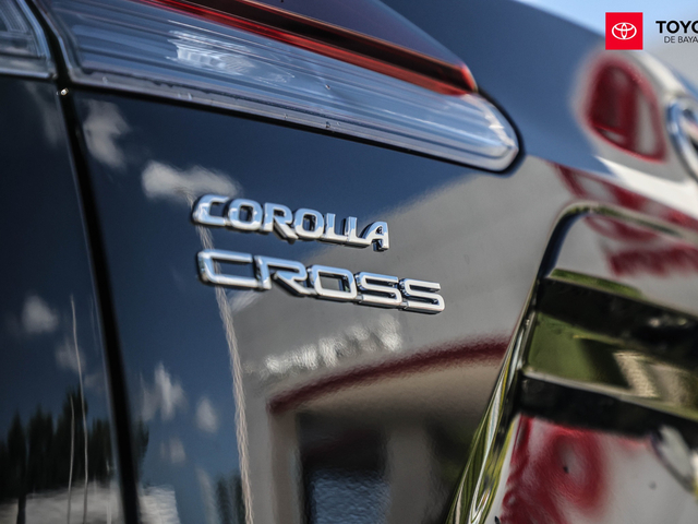 Toyota Corolla Cross L (Black)