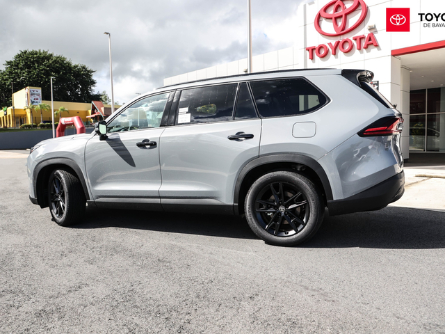 Toyota Grand Highlander Nigthshade (Cement Gray)